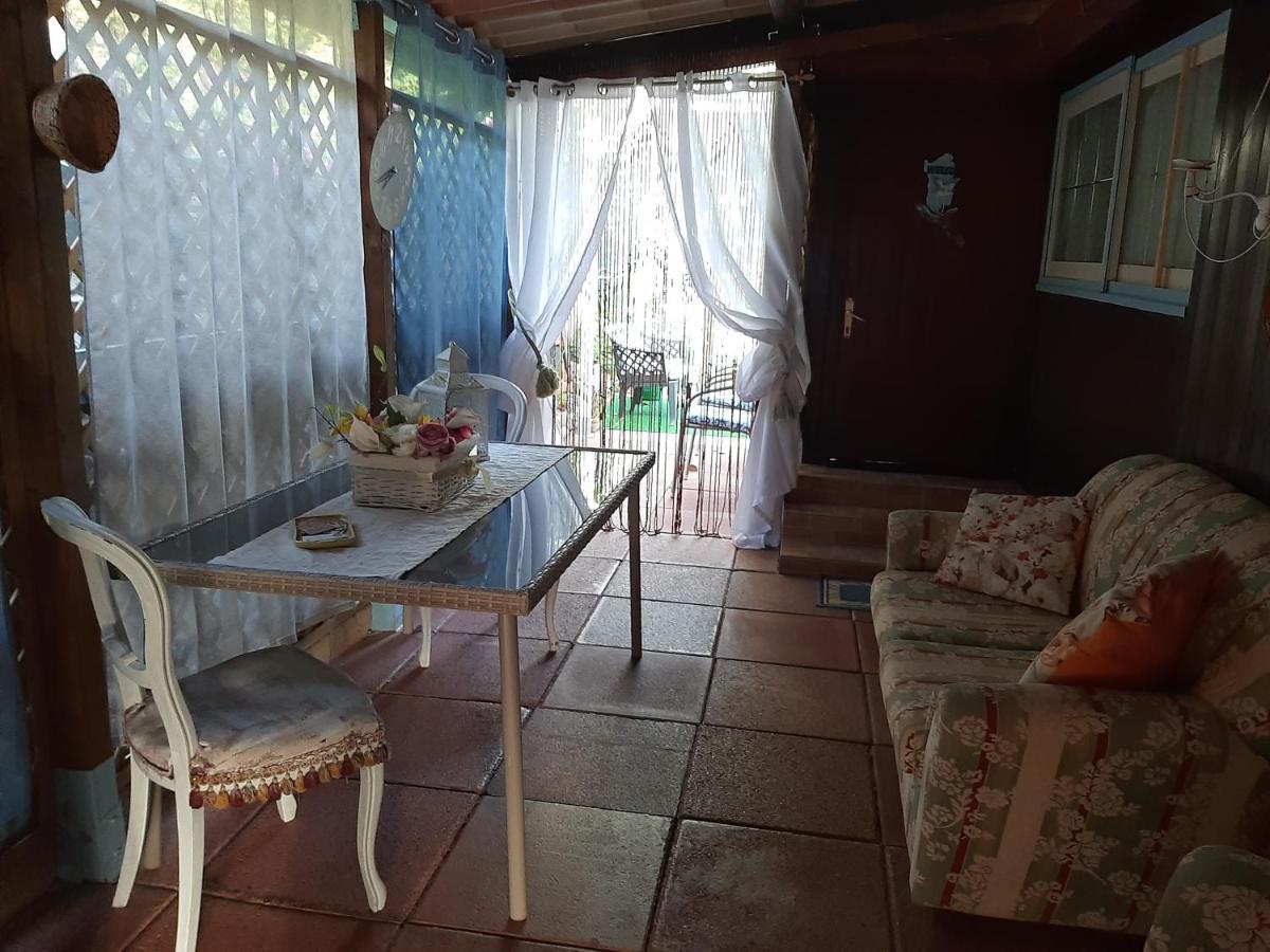 Bed and Breakfast Tom E Jerry Домус-де-Марія Екстер'єр фото